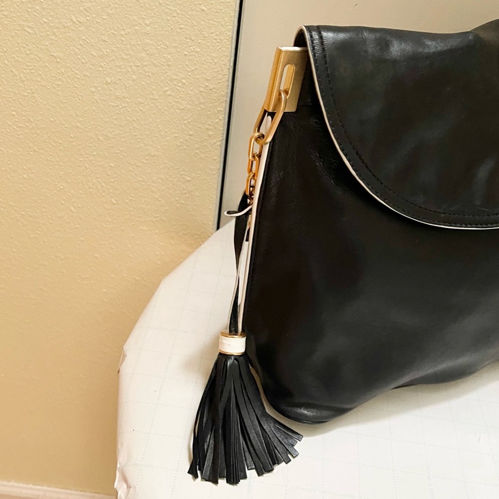 Authentic Tory Burch Lambskin leather hobo bag - Picture 7 of 16